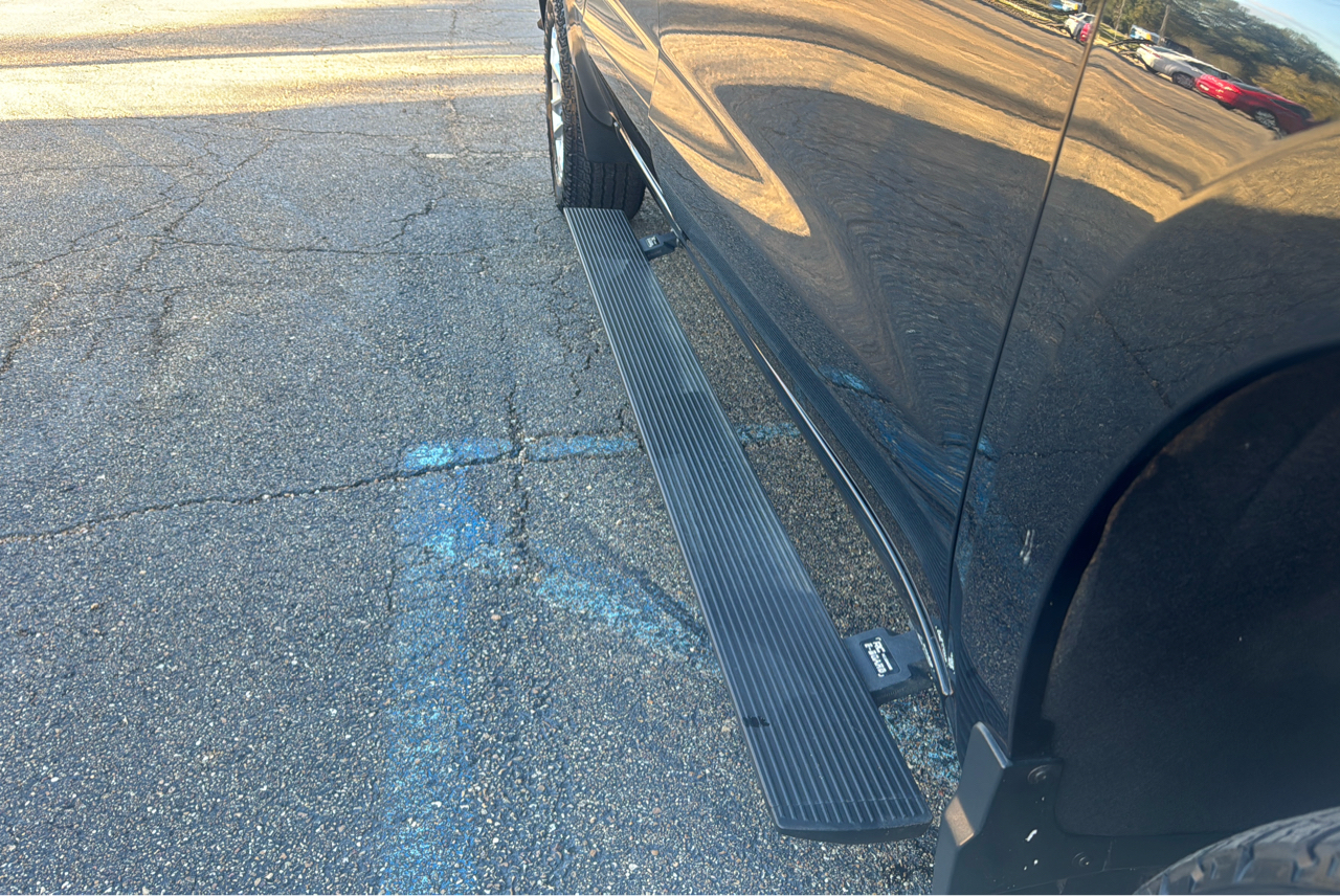 Chevrolet Silverado 1500 4WD Crew Cab 147" LT w/1LT 2024 Chevrolet Silverado 1500 4WD Crew Cab 147" LT w/1LT 2024