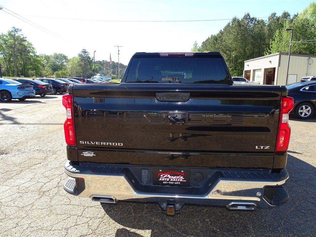 Chevrolet Silverado 1500 4WD Crew Cab 147" LTZ 2022