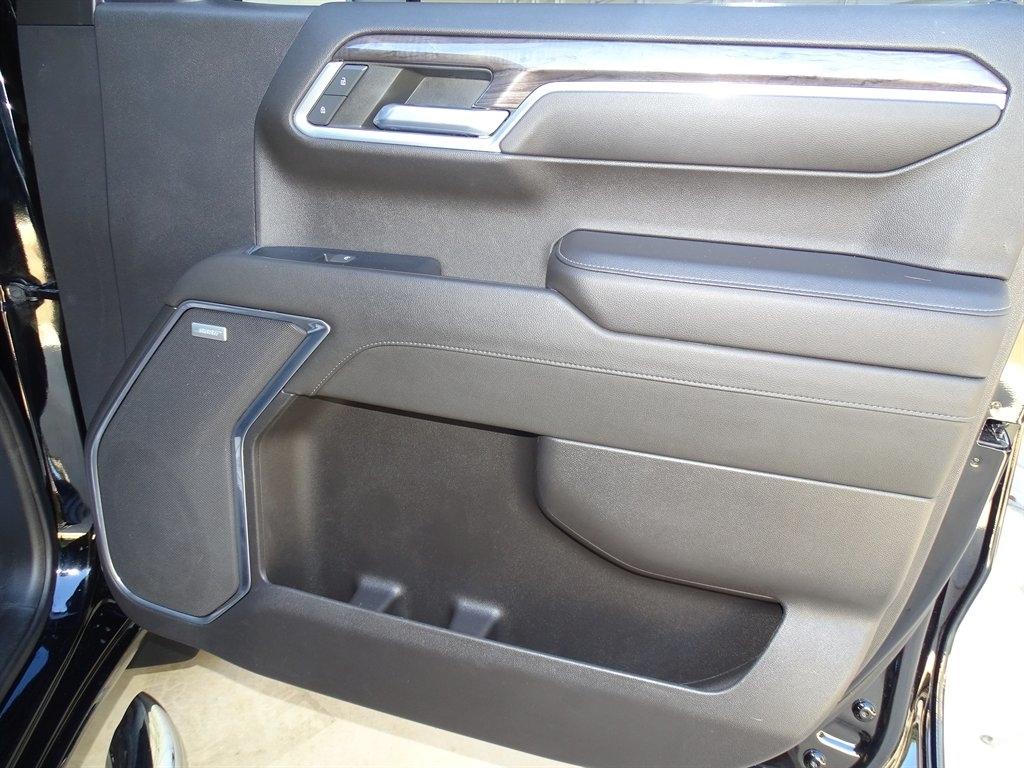 Chevrolet Silverado 1500 4WD Crew Cab 147" LTZ 2022