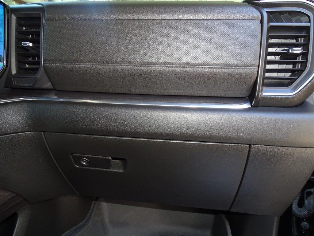 Chevrolet Silverado 1500 4WD Crew Cab 147" LTZ 2022