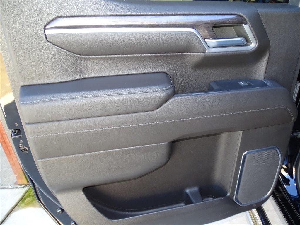 Chevrolet Silverado 1500 4WD Crew Cab 147" LTZ 2022