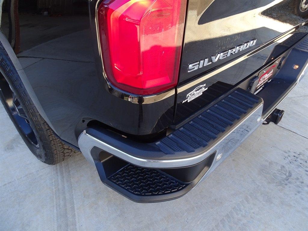 Chevrolet Silverado 1500 4WD Crew Cab 147" LTZ 2022