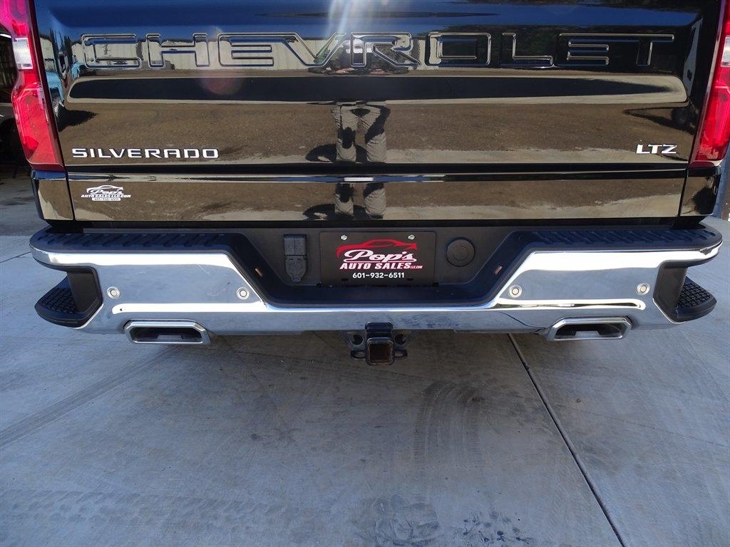 Chevrolet Silverado 1500 4WD Crew Cab 147" LTZ 2022