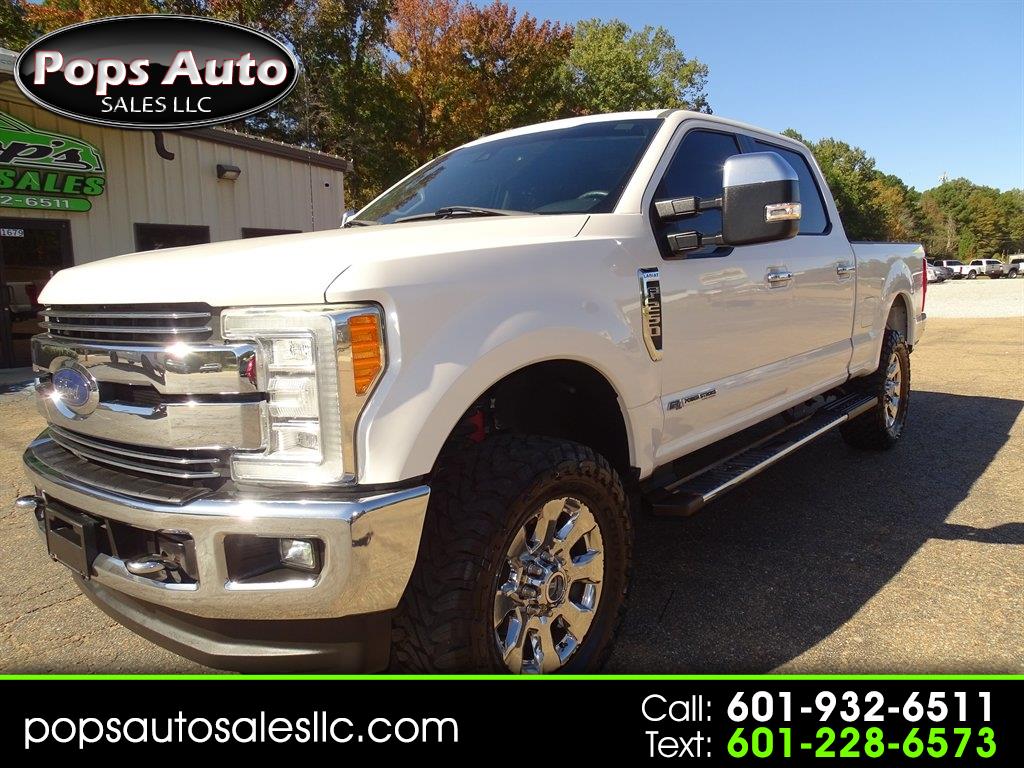 2017 Ford Super Duty F-250 SRW Lariat 4WD Crew Cab 8' Box