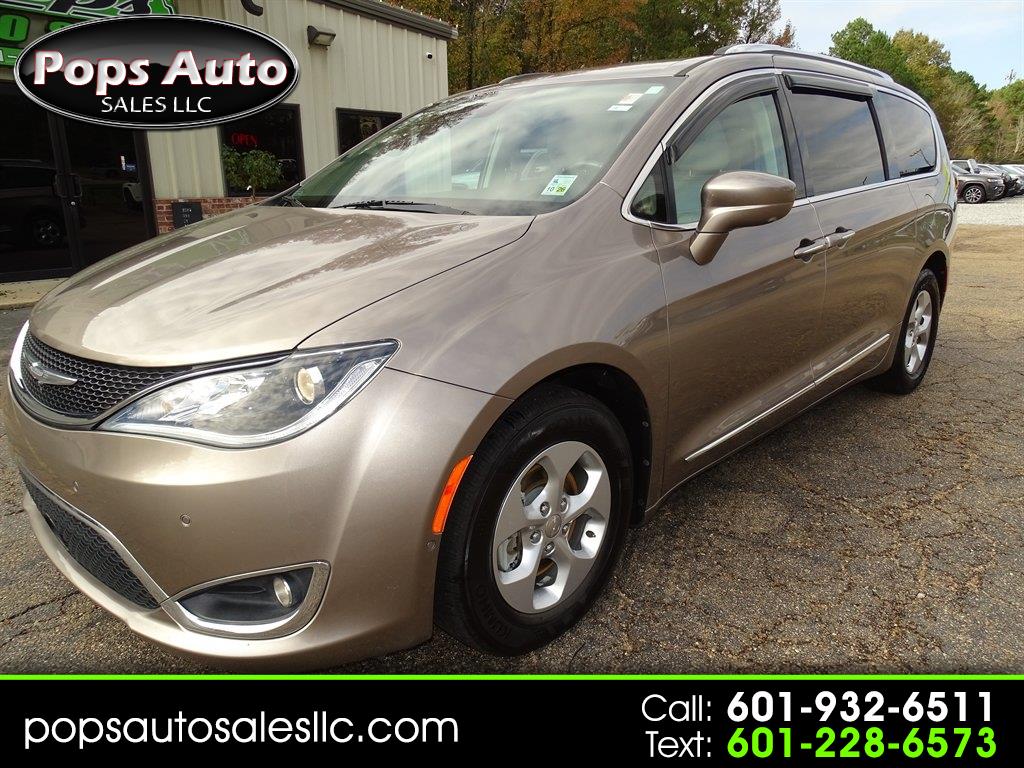 2017 Chrysler Pacifica Touring-L Plus FWD