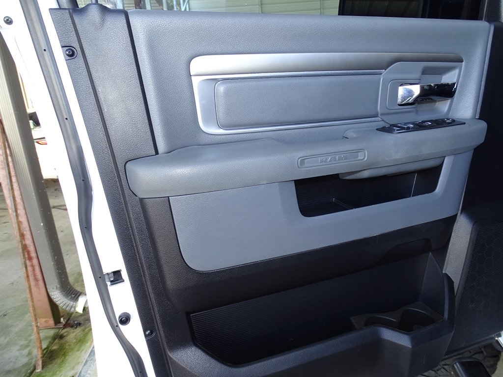 RAM 2500 4WD Crew Cab 149" SLT 2016