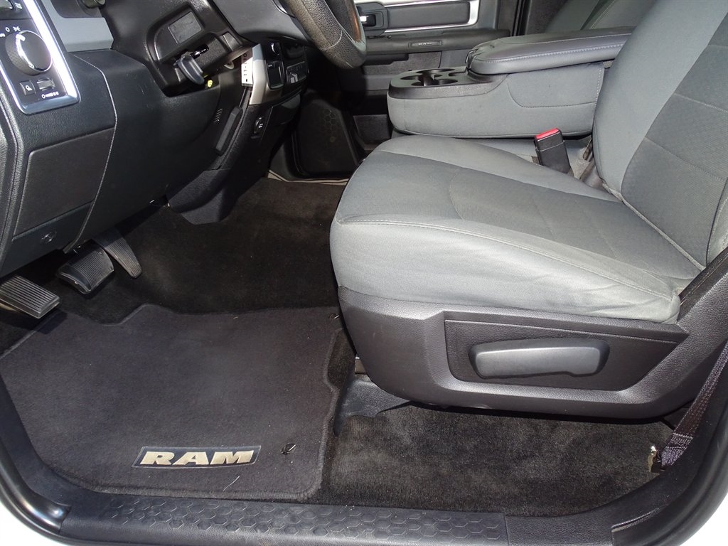 RAM 2500 4WD Crew Cab 149" SLT 2016