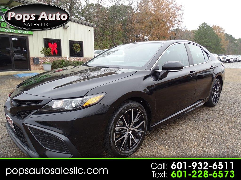 Toyota Camry Hybrid SE Nightshade CVT (Natl) 2023