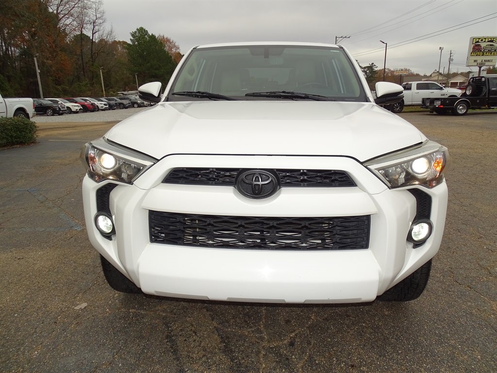 Toyota 4Runner RWD 4dr V6 SR5 Premium (Natl) 2015