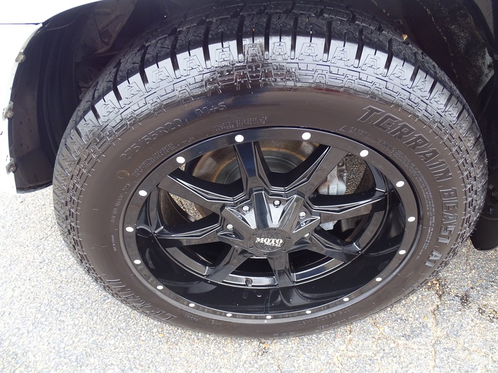 Toyota 4Runner RWD 4dr V6 SR5 Premium (Natl) 2015