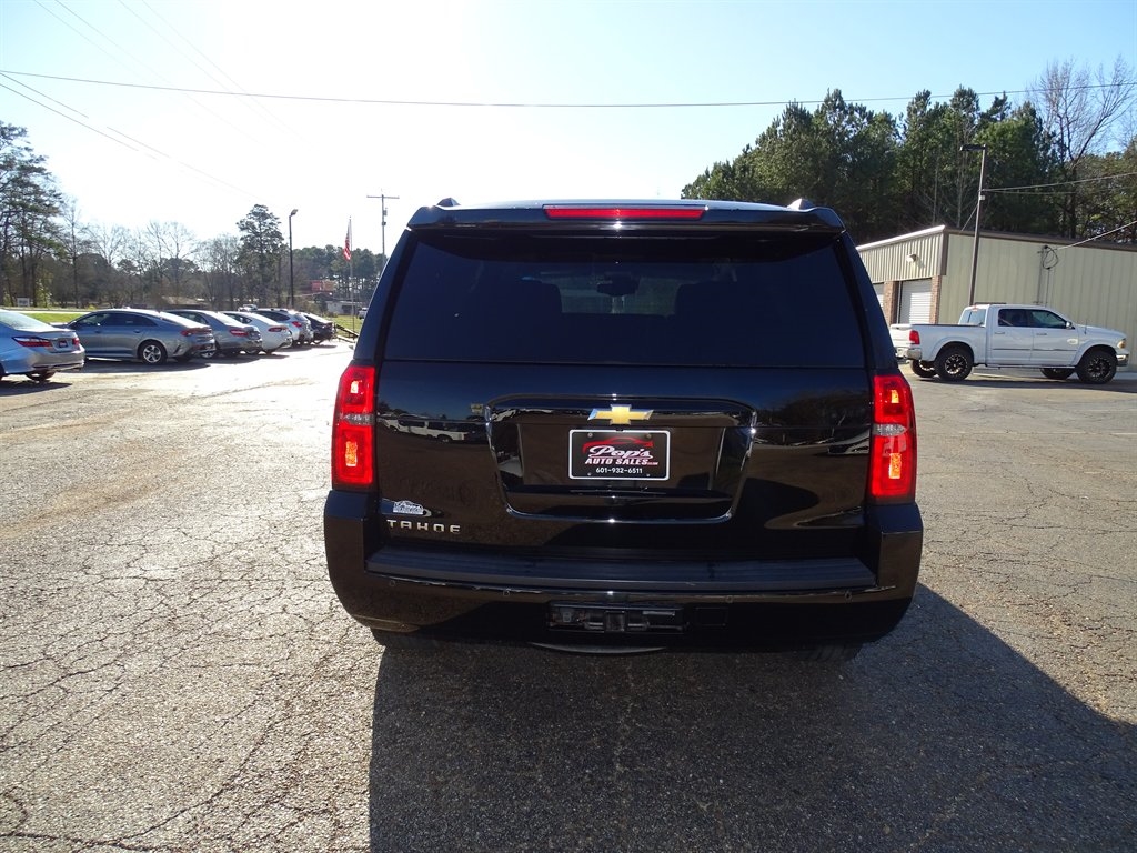 Chevrolet Tahoe 2WD 4dr LT 2016