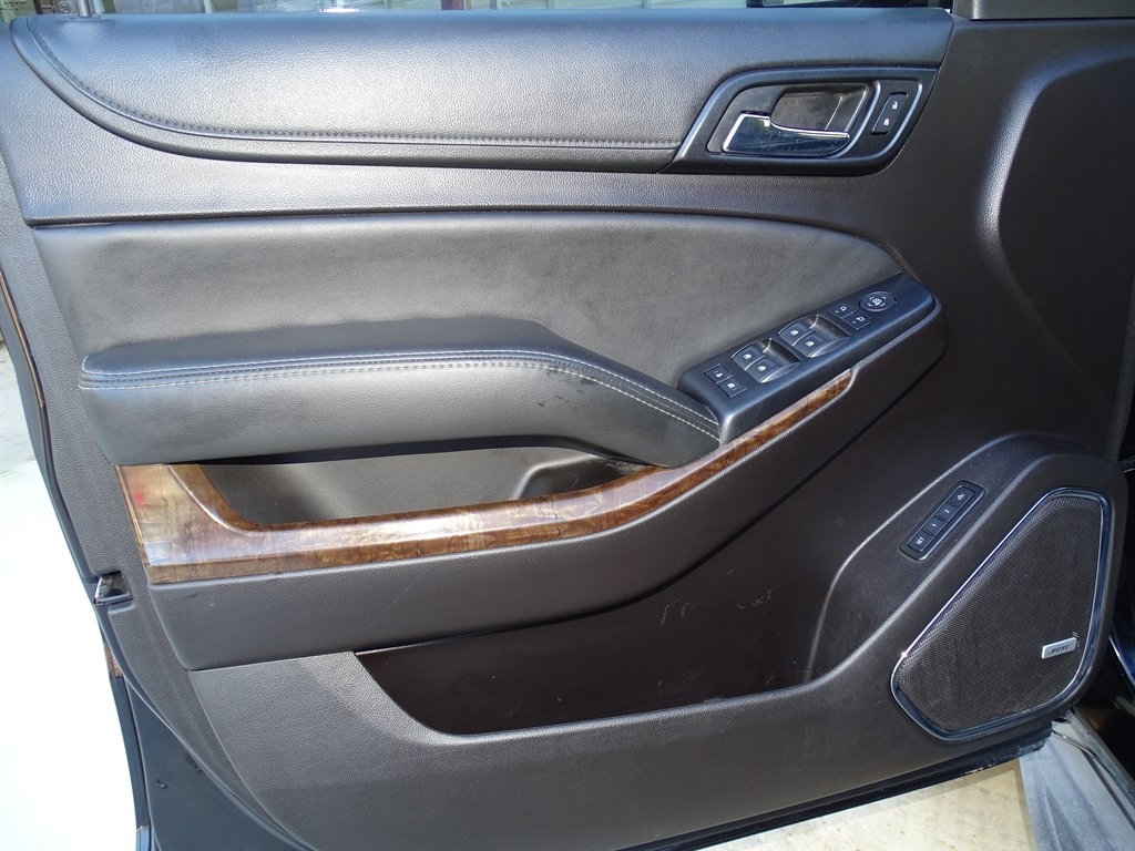 Chevrolet Tahoe 2WD 4dr LT 2016