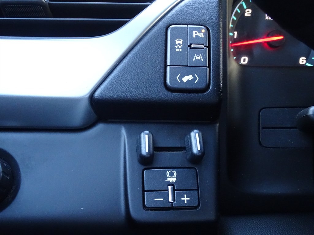 Chevrolet Tahoe 2WD 4dr LT 2016