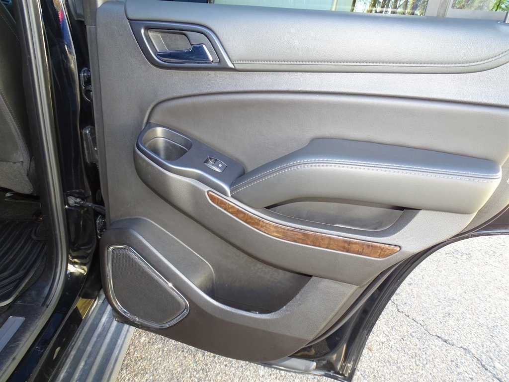 Chevrolet Tahoe 2WD 4dr LT 2016