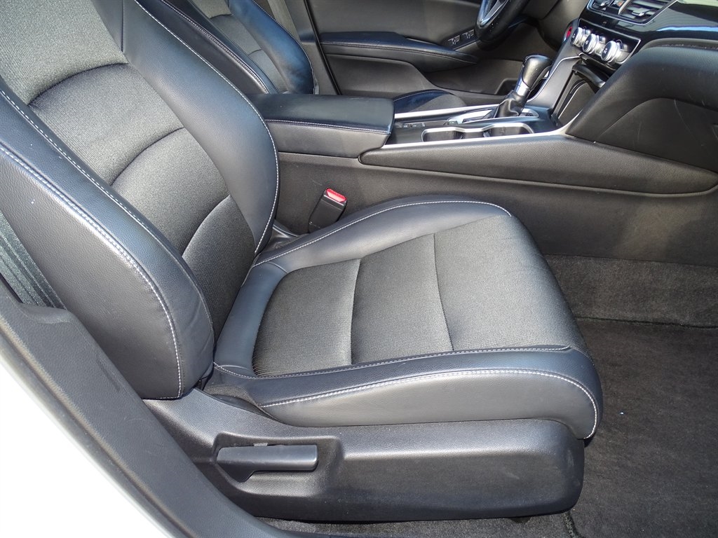 Honda Accord Sedan Sport 1.5T CVT 2018