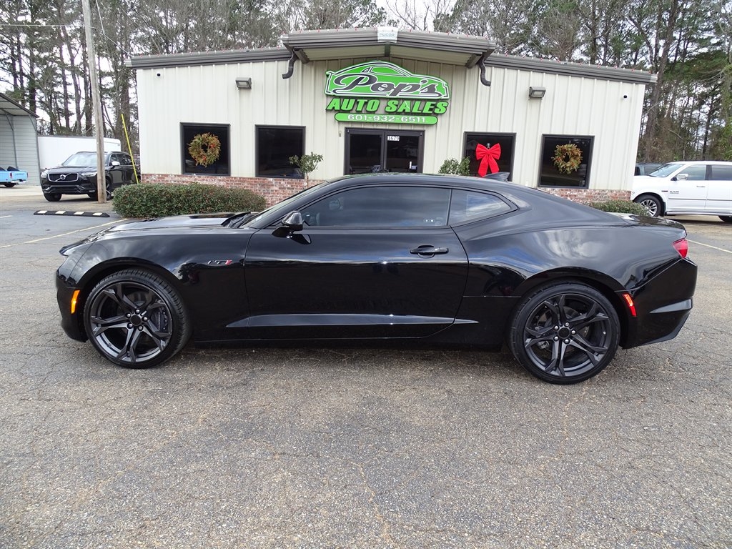 Chevrolet Camaro 2dr Cpe LT1 2021