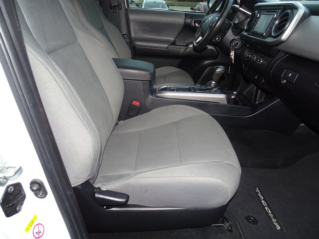 Toyota Tacoma 4WD SR5 Access Cab 6' Bed V6 AT (Natl) 2019