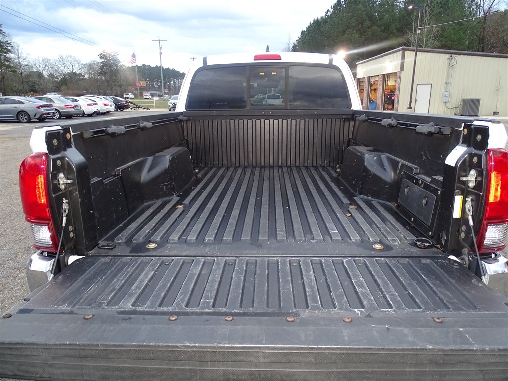 Toyota Tacoma 4WD SR5 Access Cab 6' Bed V6 AT (Natl) 2019