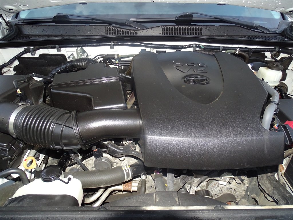 Toyota Tacoma 4WD SR5 Access Cab 6' Bed V6 AT (Natl) 2019