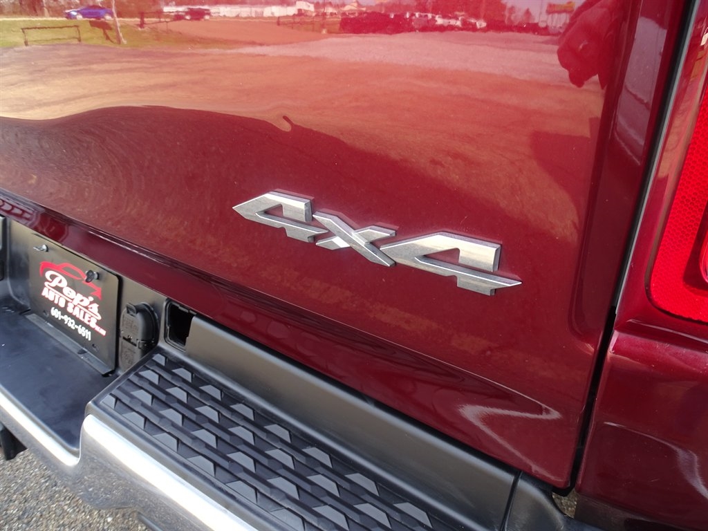 RAM 1500 Big Horn/Lone Star 4x4 Crew Cab 5'7" Box 2019