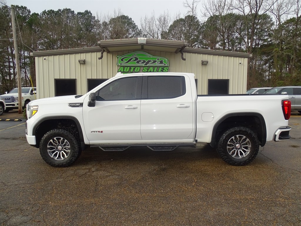 GMC Sierra 1500 4WD Crew Cab 147" AT4 2021