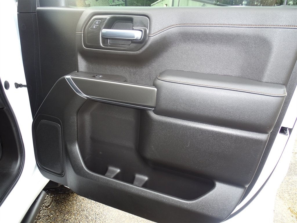 GMC Sierra 1500 4WD Crew Cab 147" AT4 2021