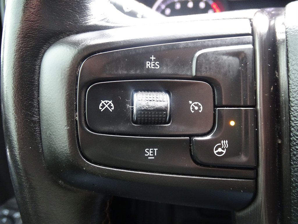 GMC Sierra 1500 4WD Crew Cab 147" AT4 2021