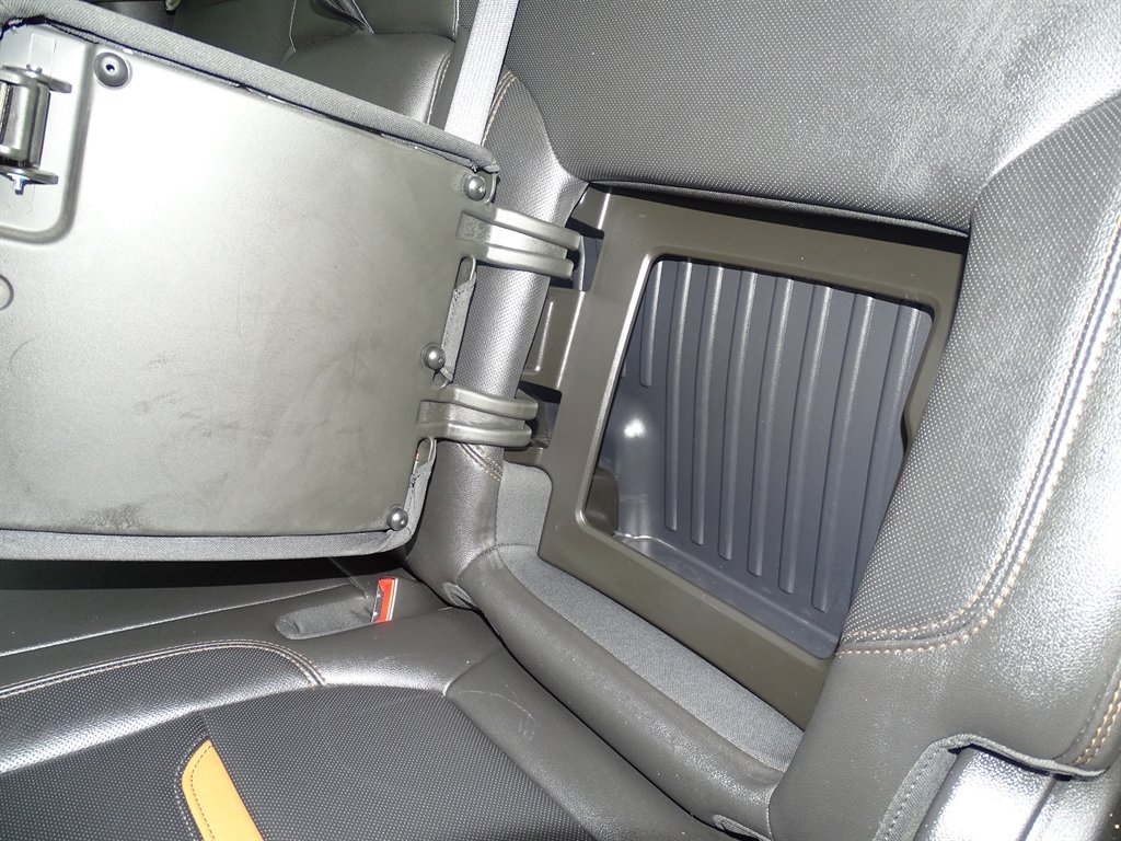 GMC Sierra 1500 4WD Crew Cab 147" AT4 2021