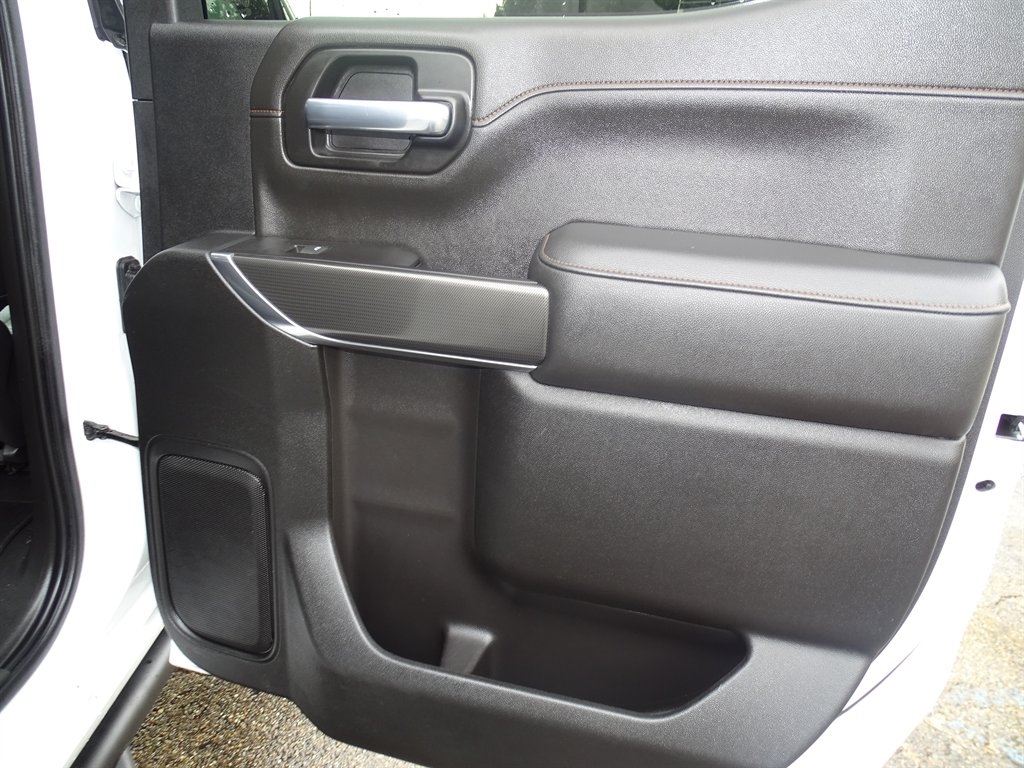 GMC Sierra 1500 4WD Crew Cab 147" AT4 2021