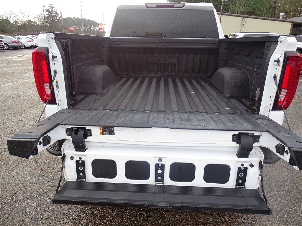GMC Sierra 1500 4WD Crew Cab 147" AT4 2021
