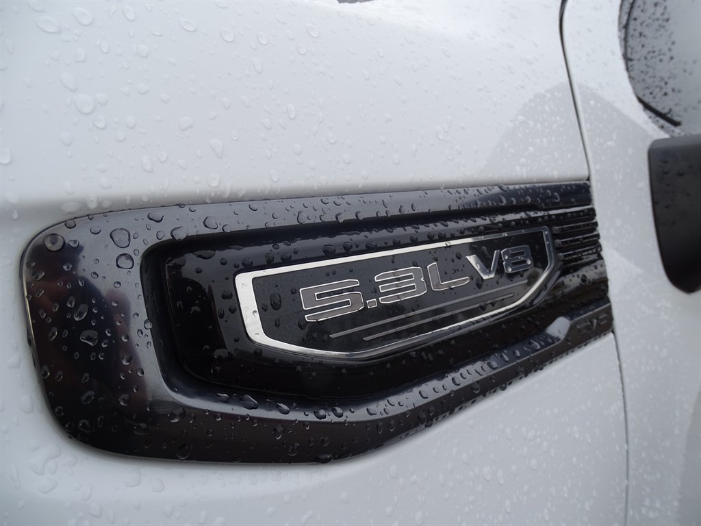 GMC Sierra 1500 4WD Crew Cab 147" AT4 2021