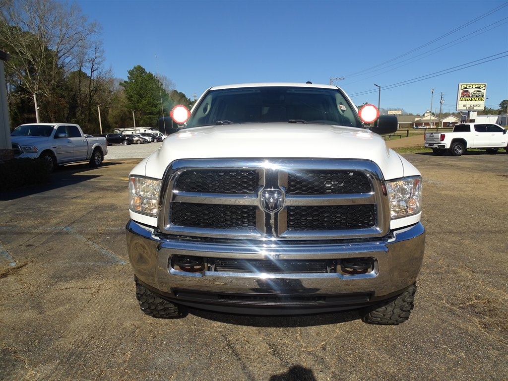 RAM 2500 SLT 4x4 Crew Cab 6'4" Box 2017