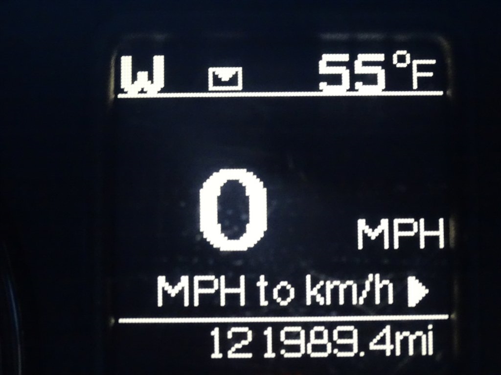 RAM 2500 SLT 4x4 Crew Cab 6'4" Box 2017