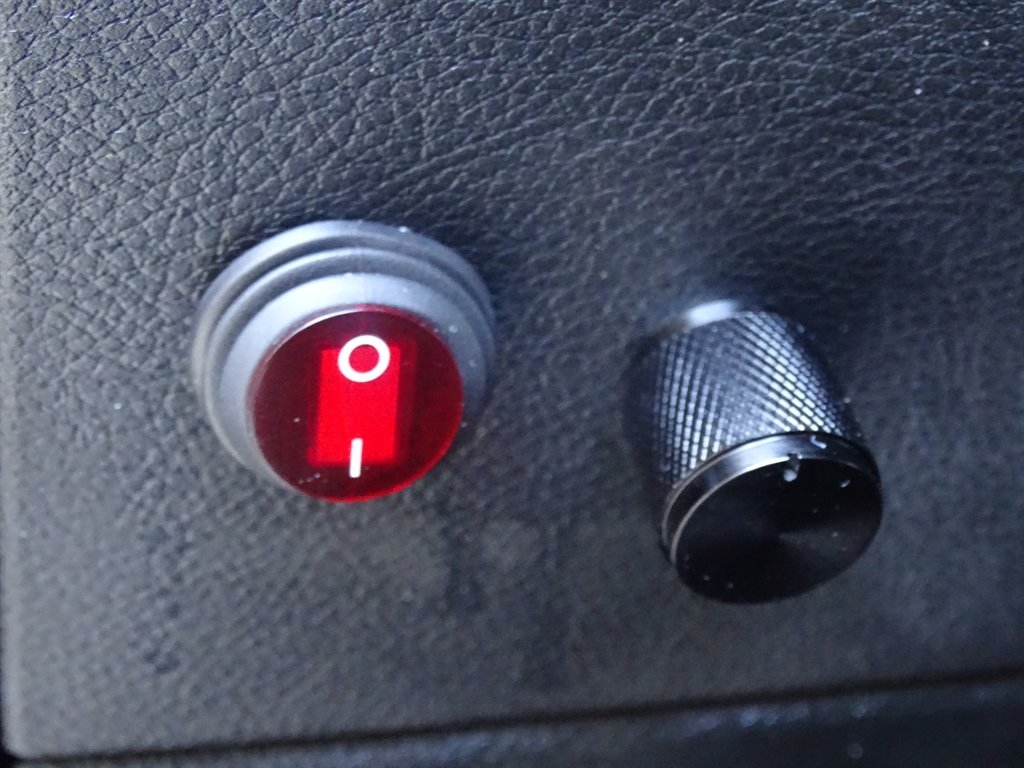 RAM 2500 SLT 4x4 Crew Cab 6'4" Box 2017