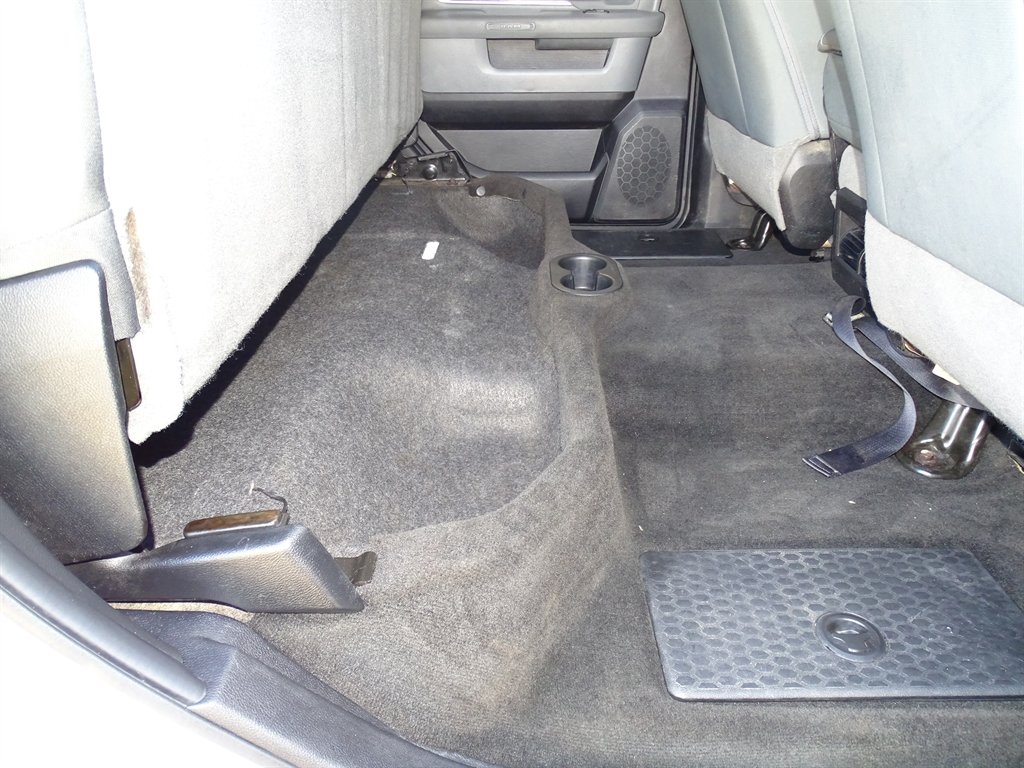 RAM 2500 SLT 4x4 Crew Cab 6'4" Box 2017