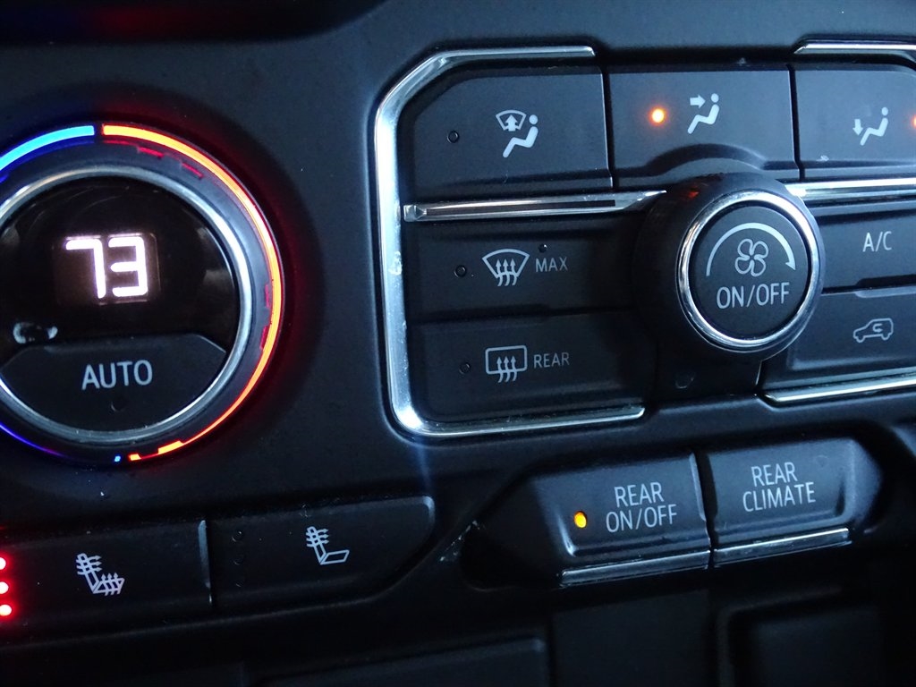 Chevrolet Tahoe 2WD 4dr LT 2022