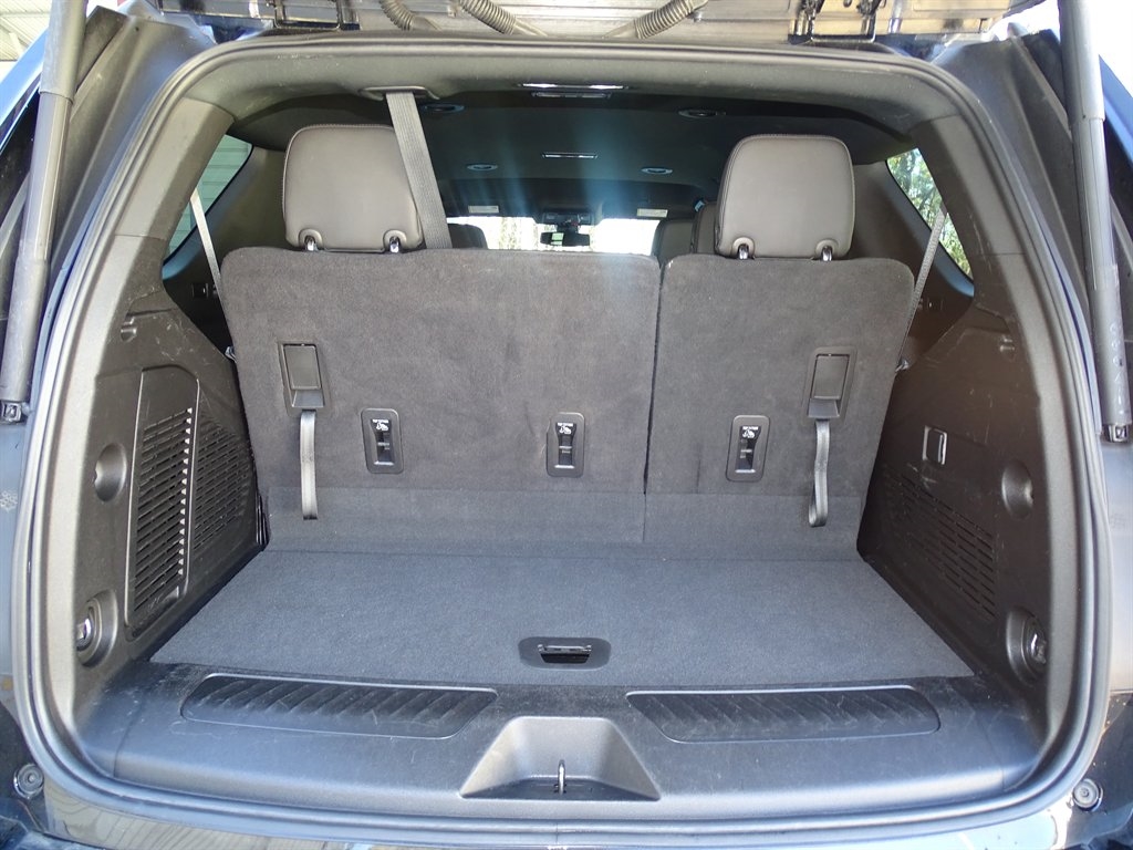 Chevrolet Tahoe 2WD 4dr LT 2022