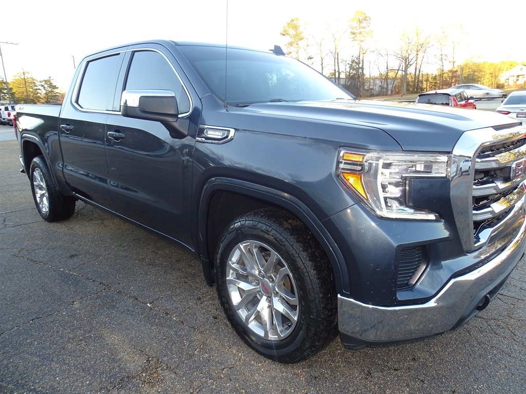 GMC Sierra 1500 4WD Crew Cab 147" SLE 2020