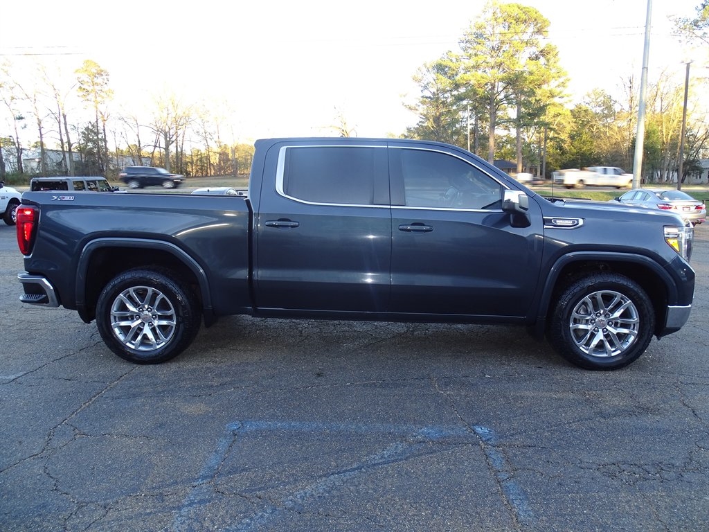 GMC Sierra 1500 4WD Crew Cab 147" SLE 2020