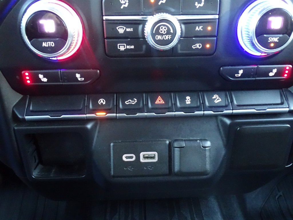 GMC Sierra 1500 4WD Crew Cab 147" SLE 2020