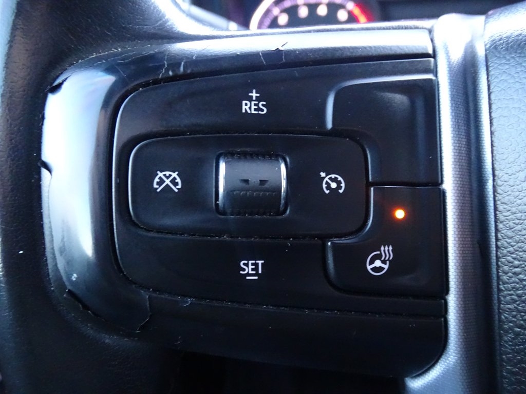 GMC Sierra 1500 4WD Crew Cab 147" SLE 2020