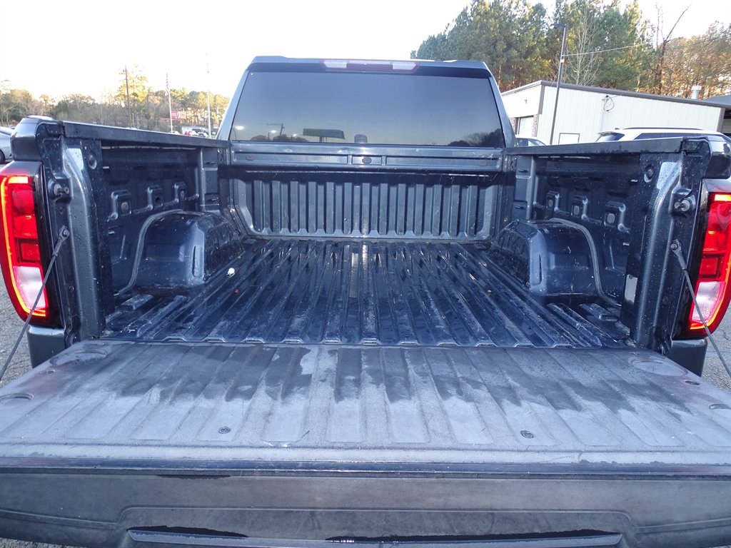 GMC Sierra 1500 4WD Crew Cab 147" SLE 2020