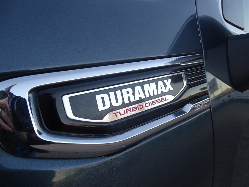 GMC Sierra 1500 4WD Crew Cab 147" SLE 2020