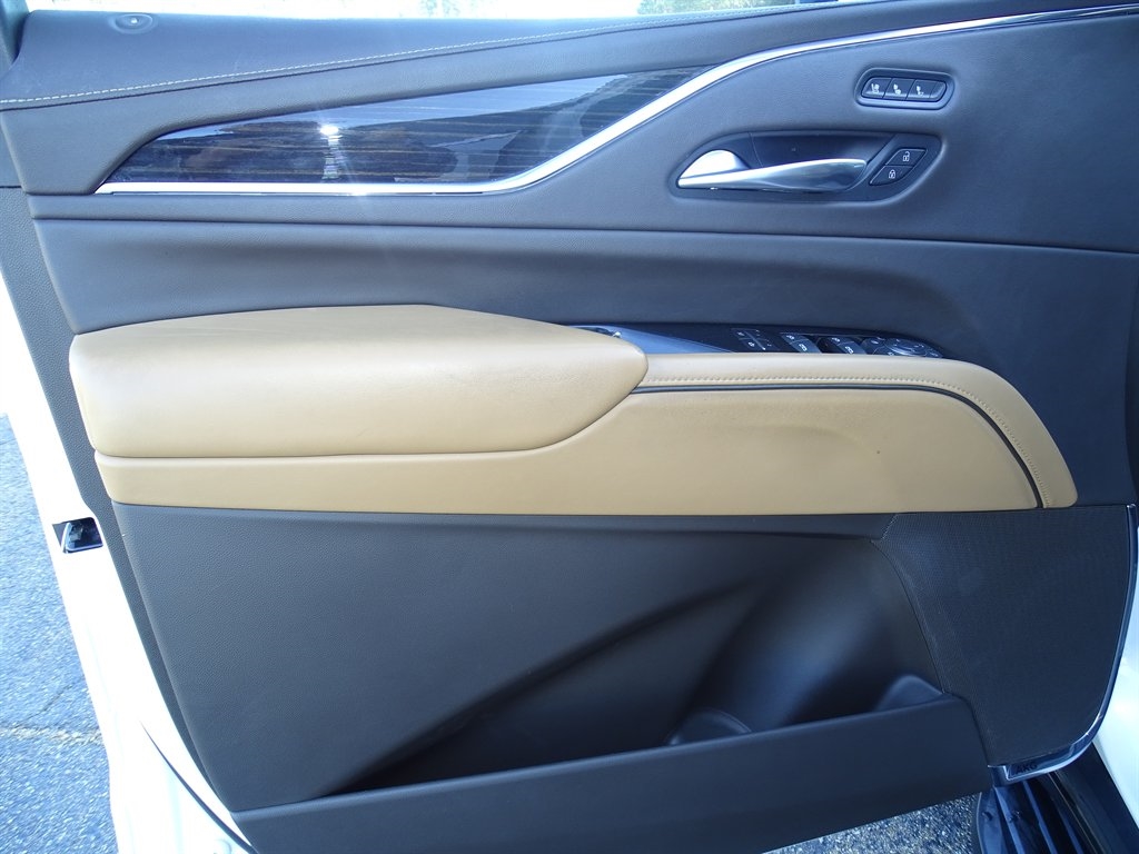 Cadillac Escalade ESV 2WD 4dr Premium Luxury 2021