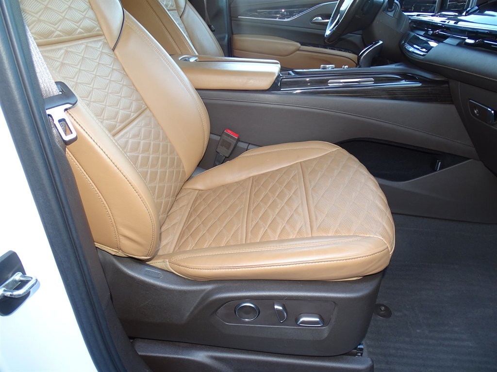 Cadillac Escalade ESV 2WD 4dr Premium Luxury 2021