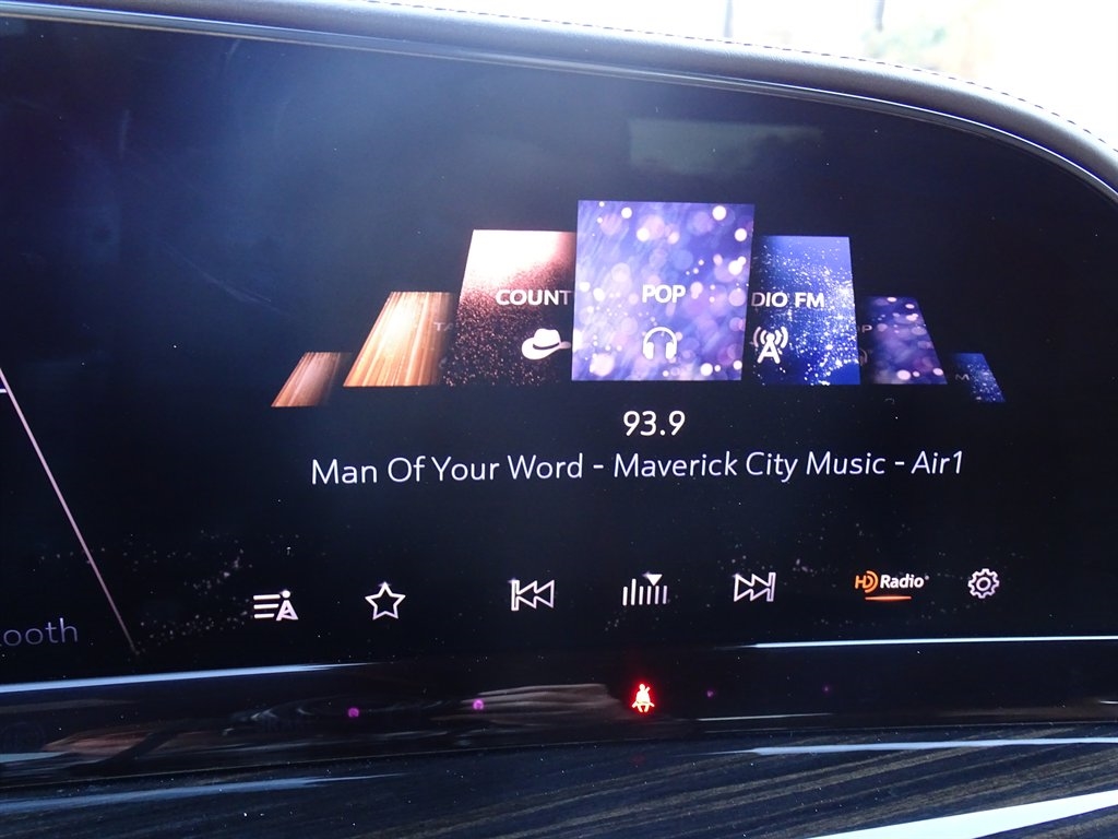 Cadillac Escalade ESV 2WD 4dr Premium Luxury 2021