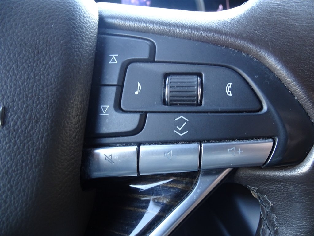 Cadillac Escalade ESV 2WD 4dr Premium Luxury 2021