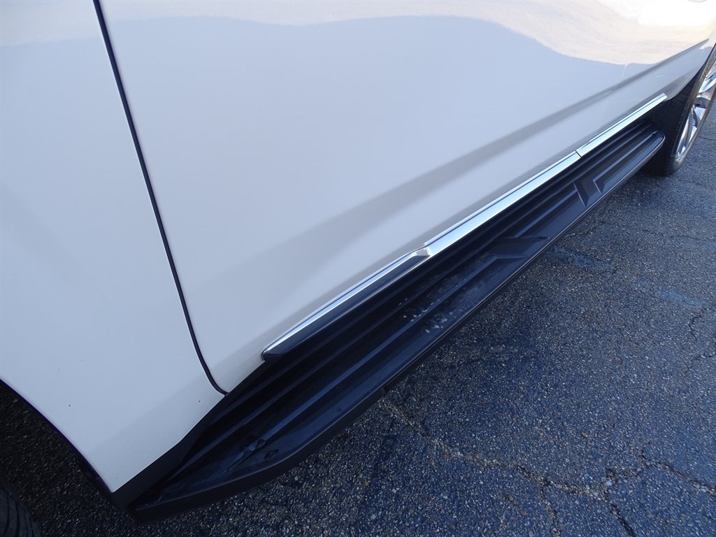 Cadillac Escalade ESV 2WD 4dr Premium Luxury 2021