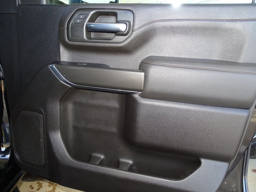 GMC Sierra 2500HD 4WD Crew Cab 159" AT4 2023