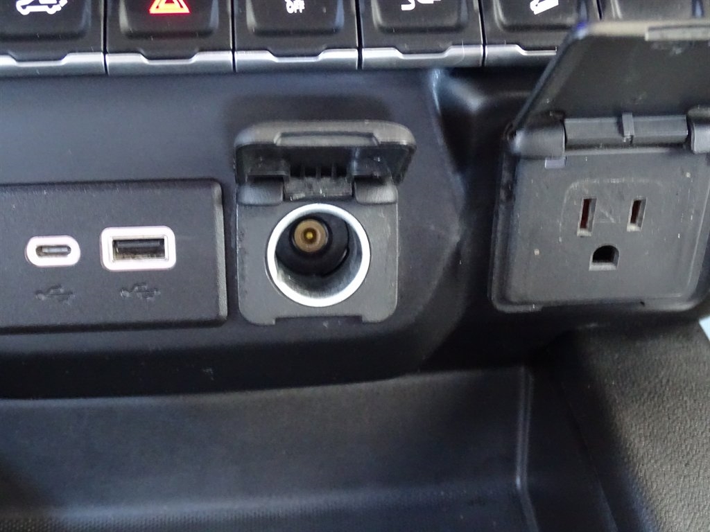 GMC Sierra 2500HD 4WD Crew Cab 159" AT4 2023